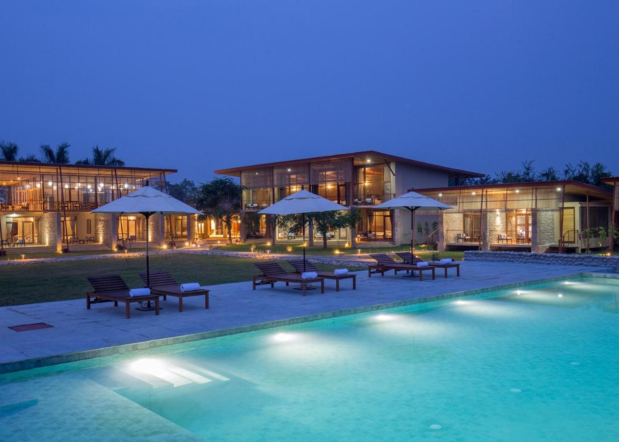 Sanctuary Chitwan National Park Читван Экстерьер фото